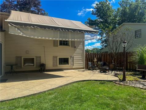 422 Bonnie Brae Avenue Niles OH 44446