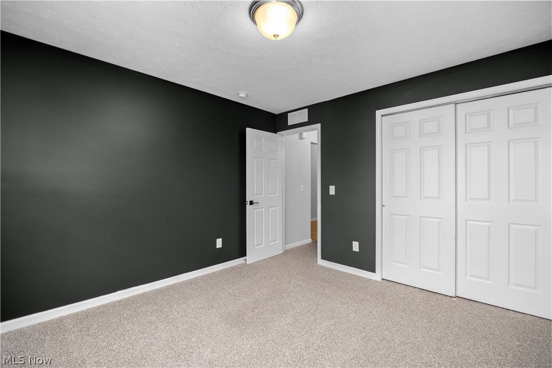 3822 Parkside Circle E Lorain OH 44053