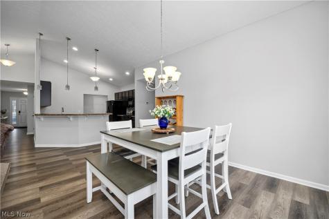 3822 Parkside Circle E Lorain OH 44053