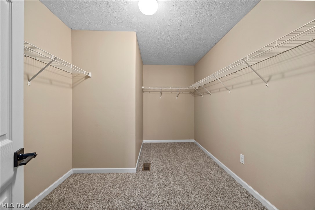 3822 Parkside Circle E Lorain OH 44053