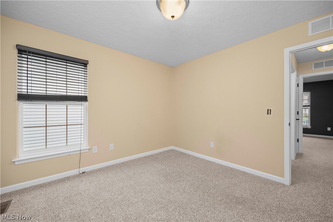 3822 Parkside Circle E Lorain OH 44053