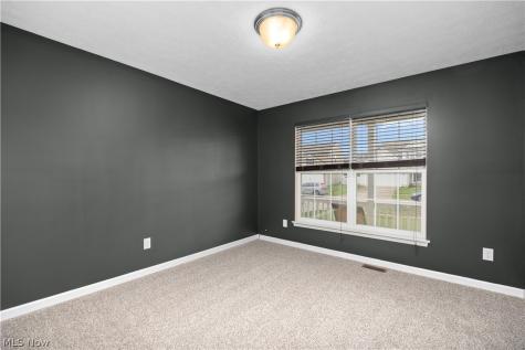 3822 Parkside Circle E Lorain OH 44053
