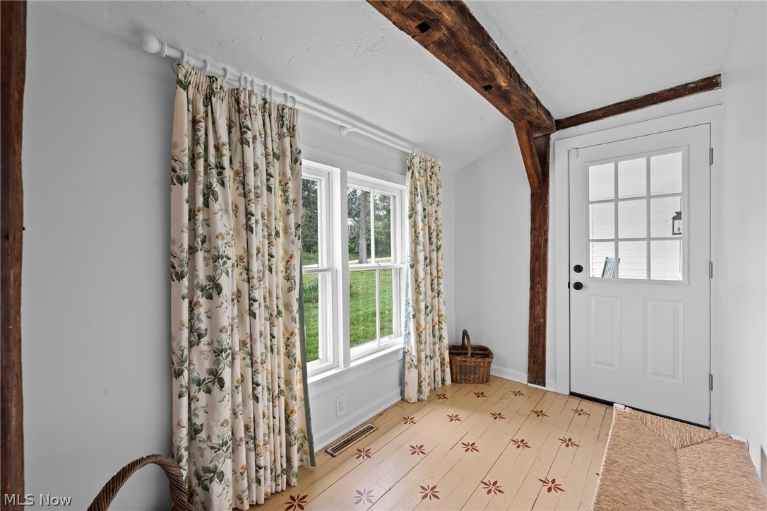 14631 County Line Road Chagrin Falls OH 44022