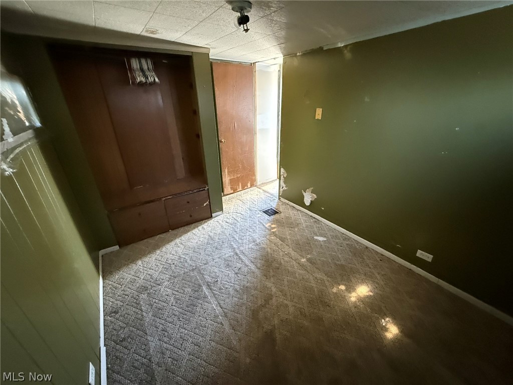 829 Zella Avenue NW New Philadelphia OH 44663