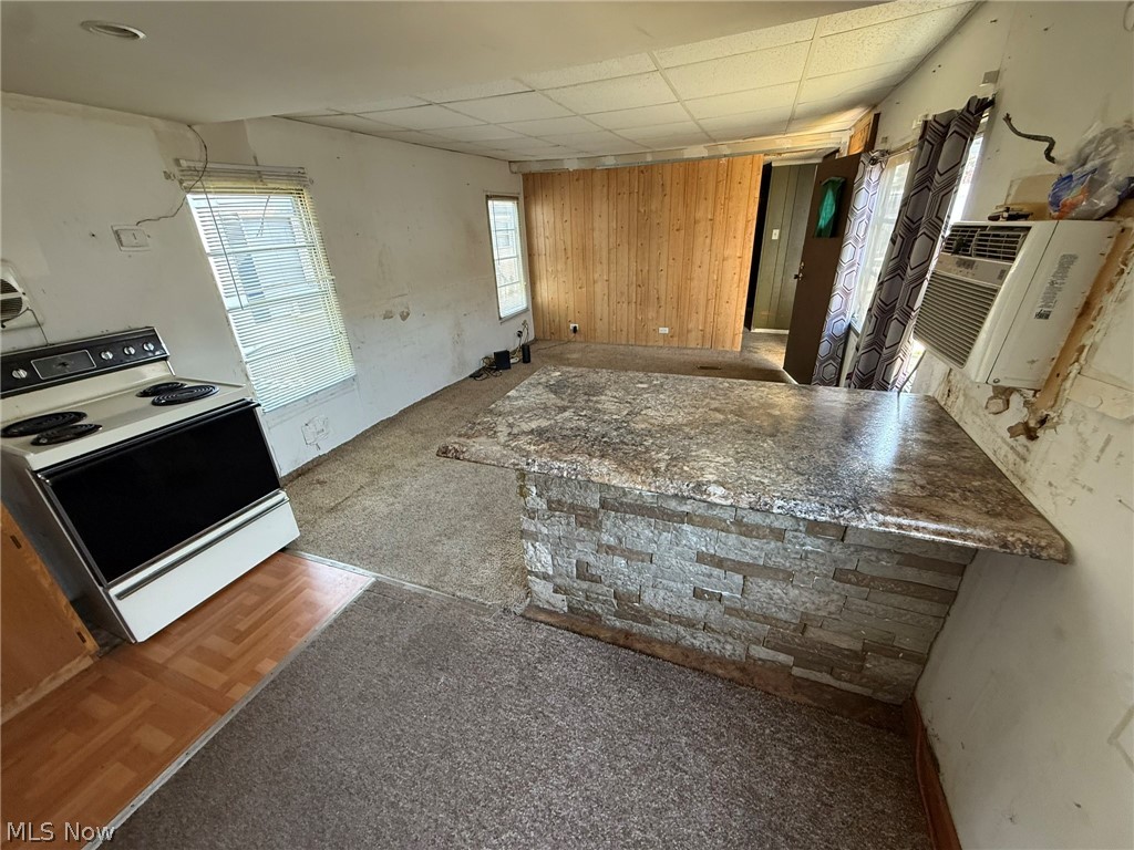 829 Zella Avenue NW New Philadelphia OH 44663