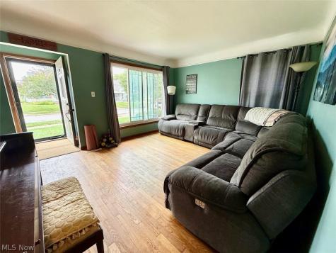 16299 Pike Boulevard Brook Park OH 44142