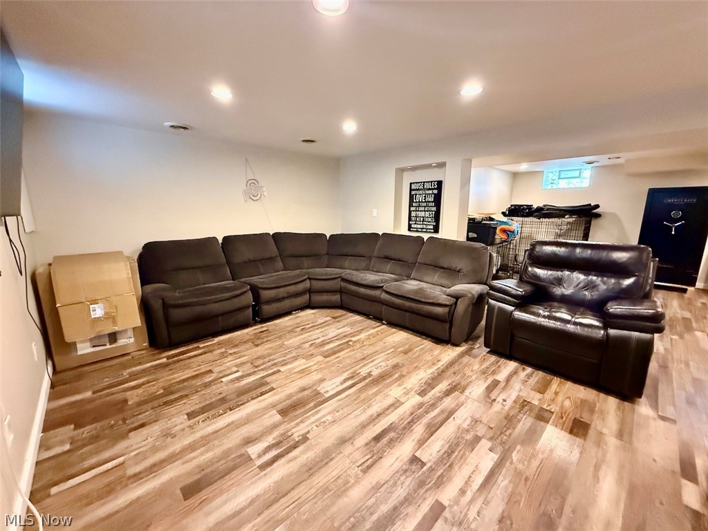16299 Pike Boulevard Brook Park OH 44142