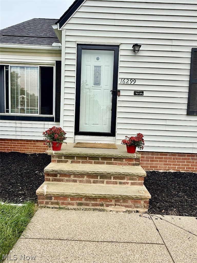16299 Pike Boulevard Brook Park OH 44142