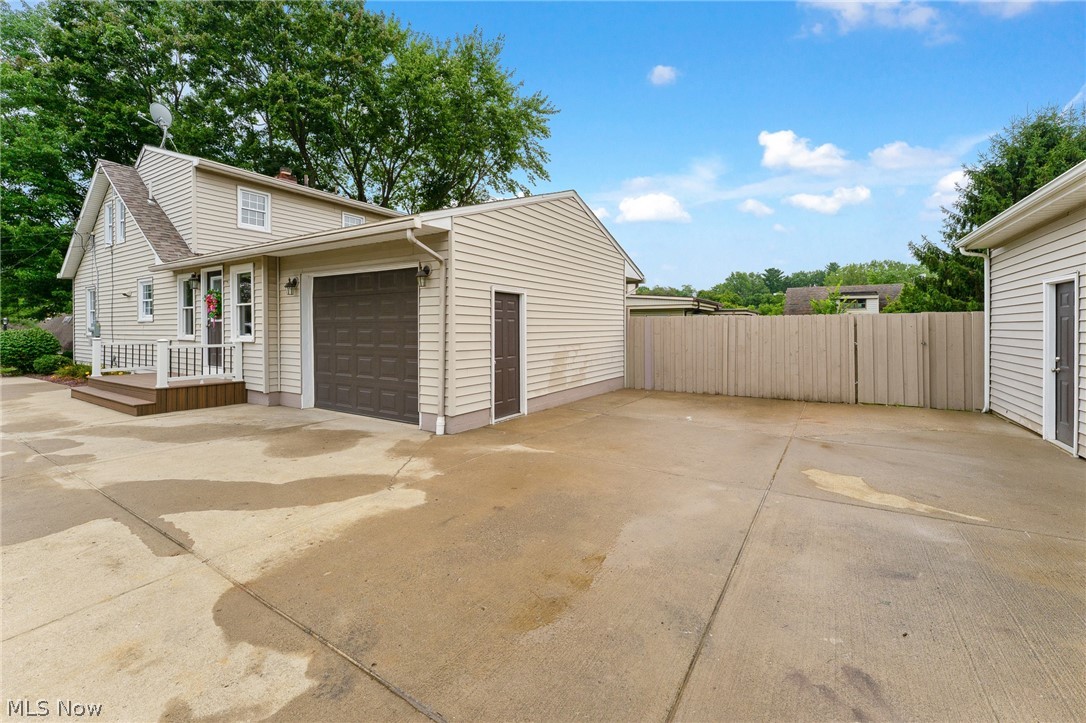 7539 Youngstown Pittsburgh Road Poland OH 44514