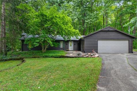 14627 Mill Hollow Lane Strongsville OH 44136