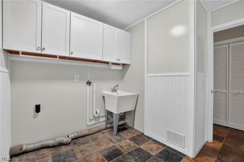 14627 Mill Hollow Lane Strongsville OH 44136