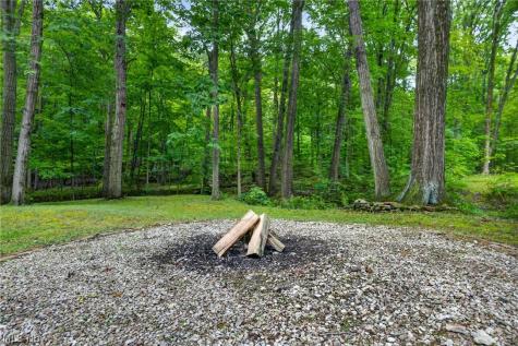 14627 Mill Hollow Lane Strongsville OH 44136