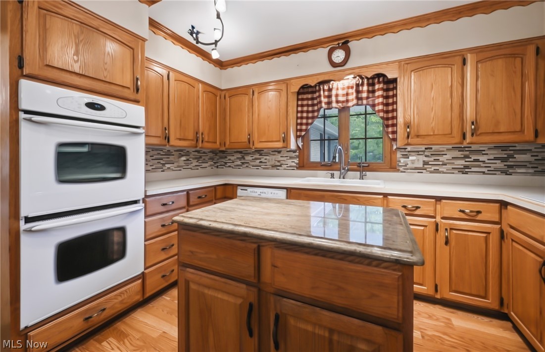 8564 Squires Lane NE Warren OH 44484