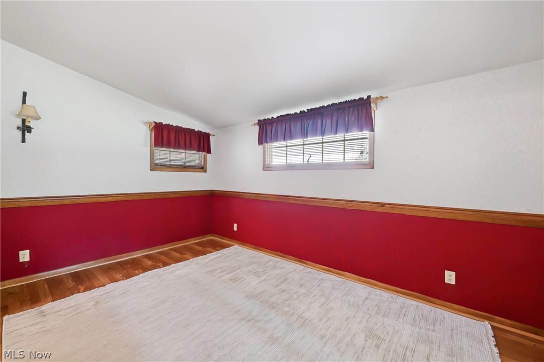 8564 Squires Lane NE Warren OH 44484