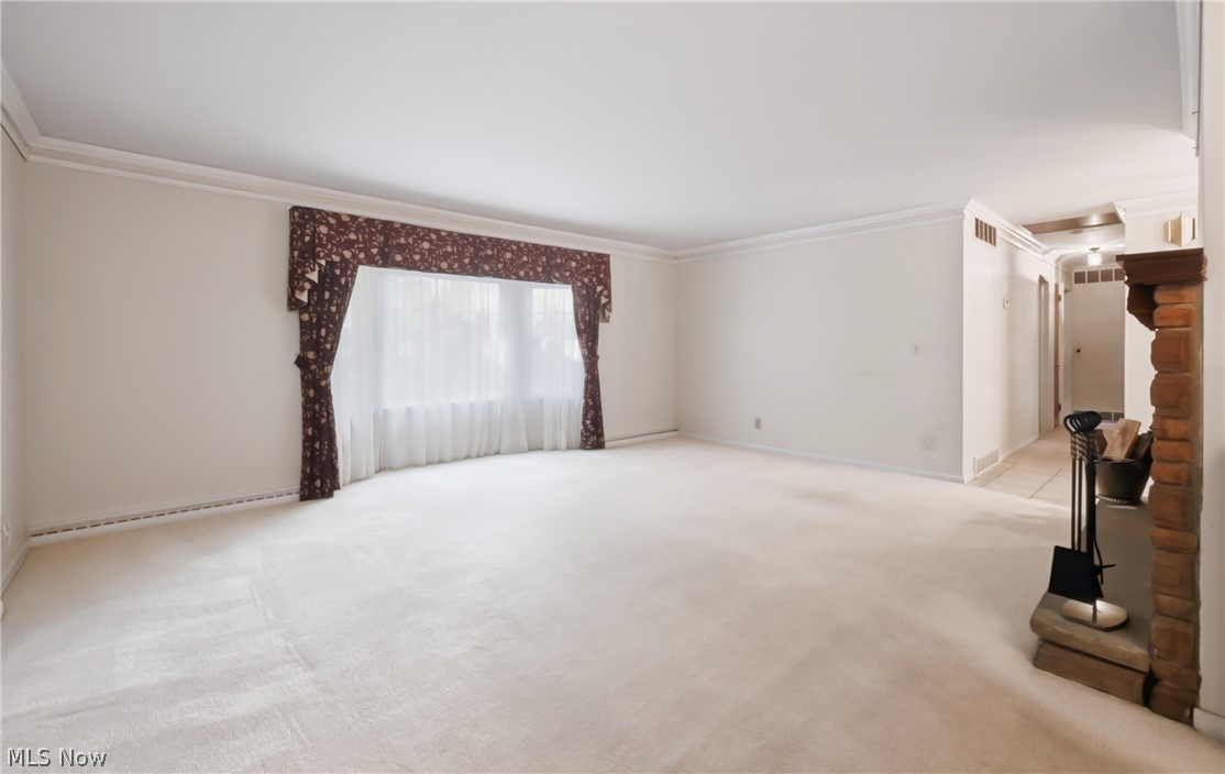 8564 Squires Lane NE Warren OH 44484