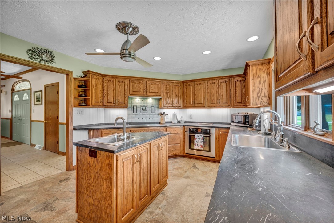 6569 Milhaven Avenue NW Canal Fulton OH 44614