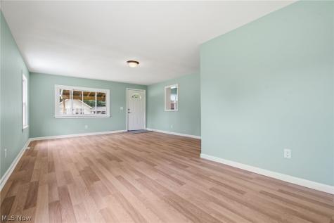 2116 25th Street NE Canton OH 44705