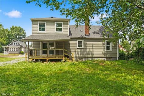 2116 25th Street NE Canton OH 44705
