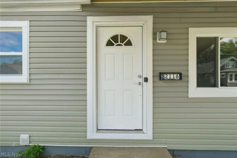 2116 25th Street NE Canton OH 44705