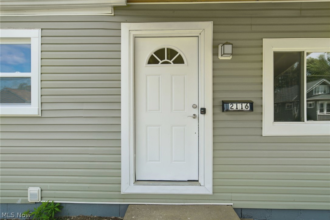 2116 25th Street NE Canton OH 44705