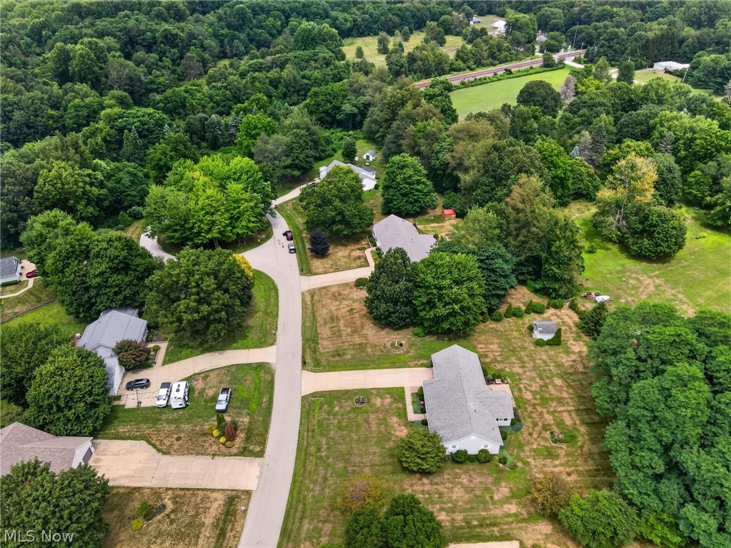 7380 Fieldstone Avenue Conneaut OH 44030