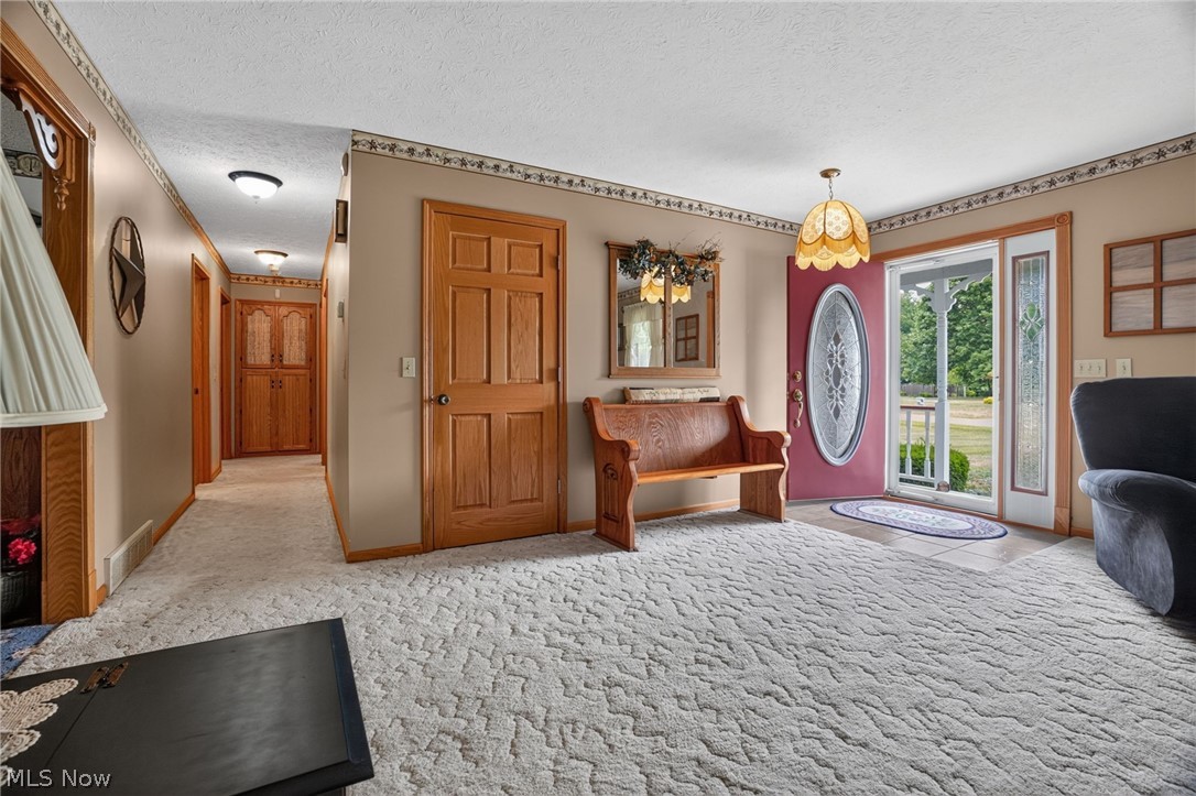 7380 Fieldstone Avenue Conneaut OH 44030