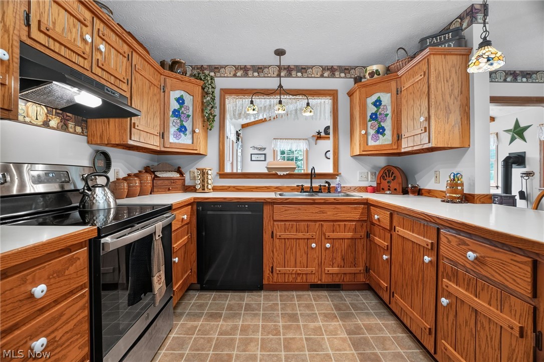 7380 Fieldstone Avenue Conneaut OH 44030