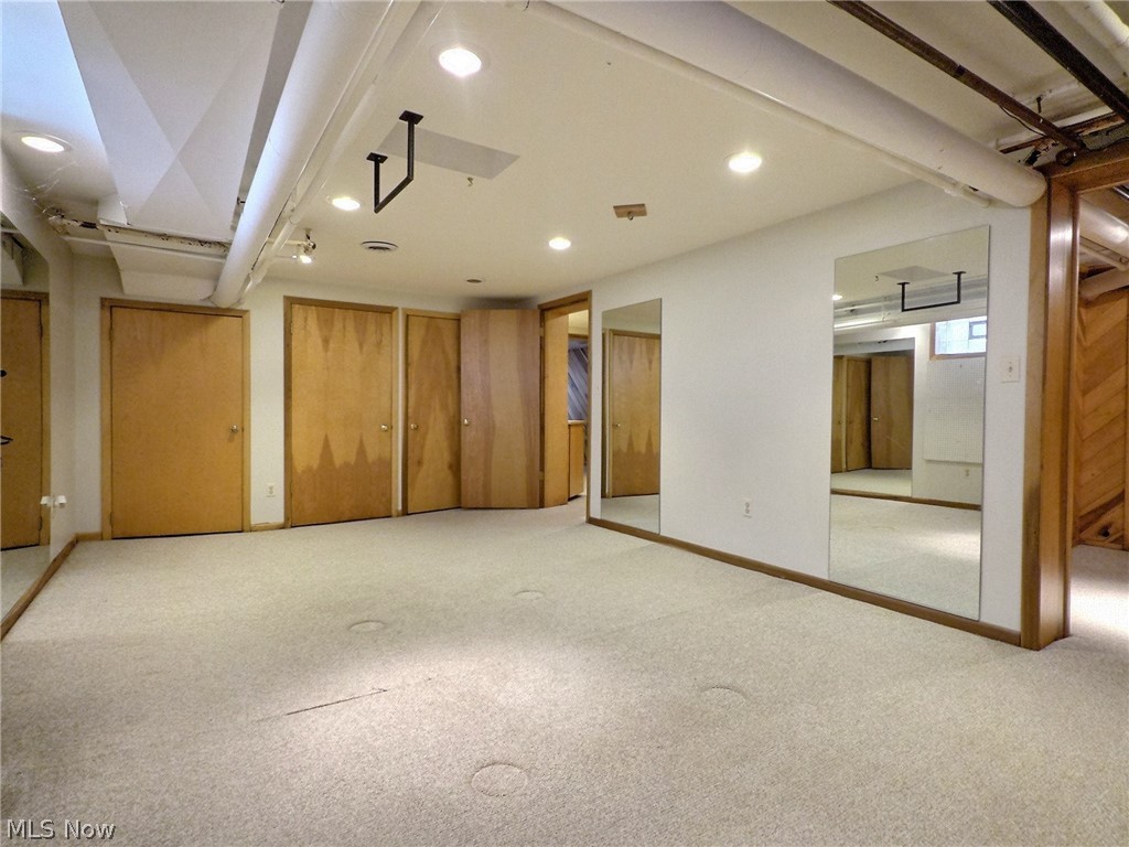 2710 Chesterton Road Shaker Heights OH 44122