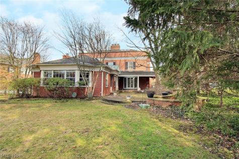 2710 Chesterton Road Shaker Heights OH 44122
