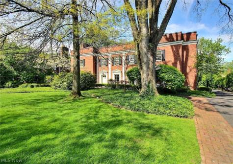 2710 Chesterton Road Shaker Heights OH 44122