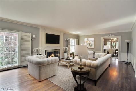2710 Chesterton Road Shaker Heights OH 44122