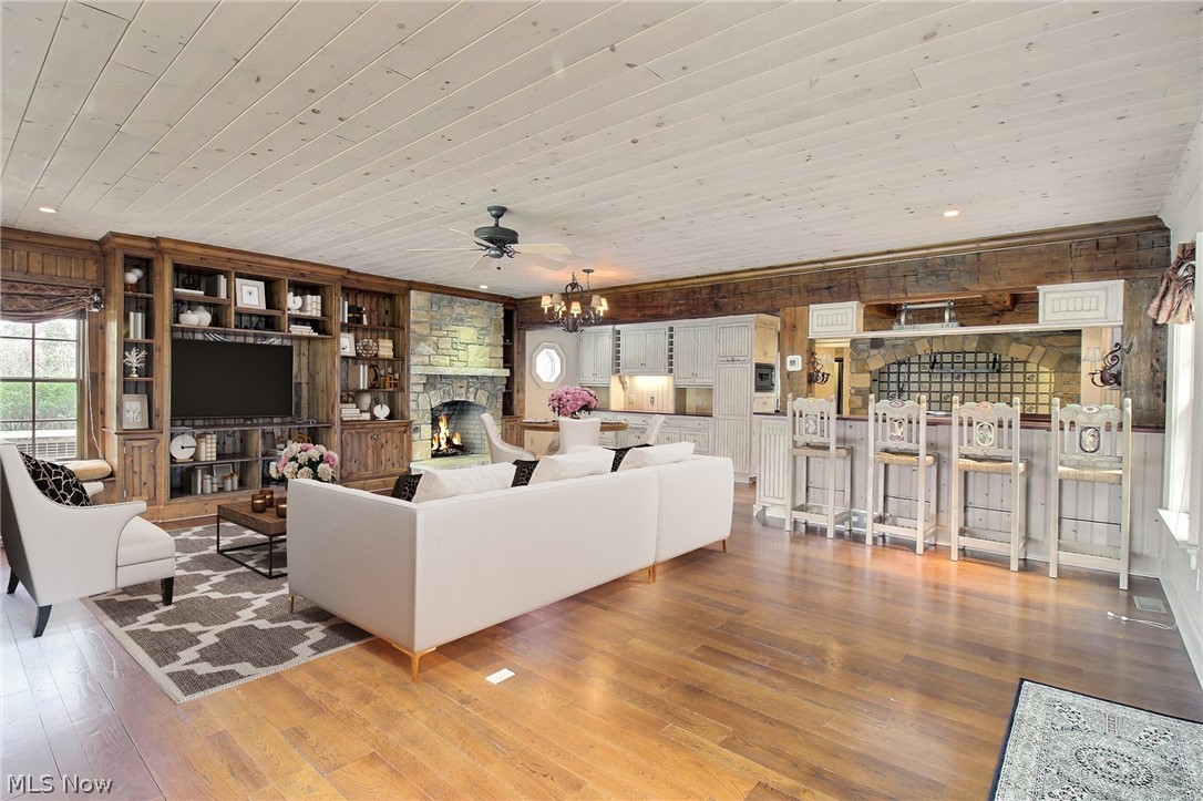 2710 Chesterton Road Shaker Heights OH 44122