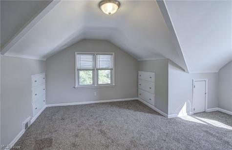 5640 E 141st Street Maple Heights OH 44137