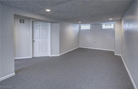5640 E 141st Street Maple Heights OH 44137