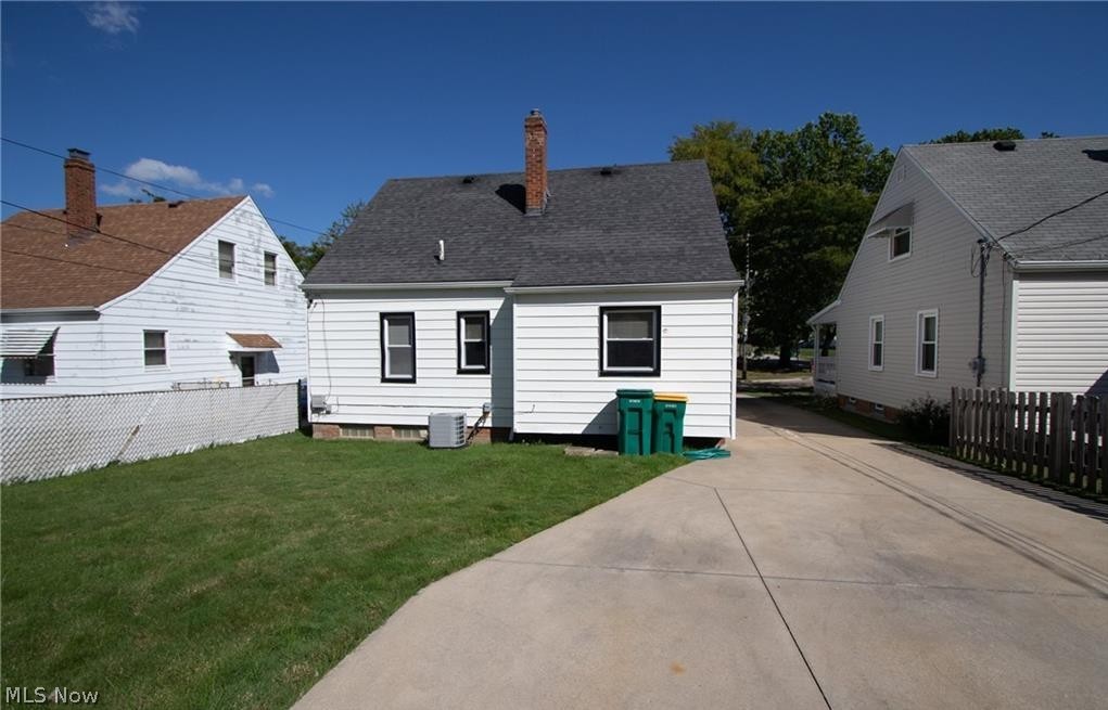 5640 E 141st Street Maple Heights OH 44137