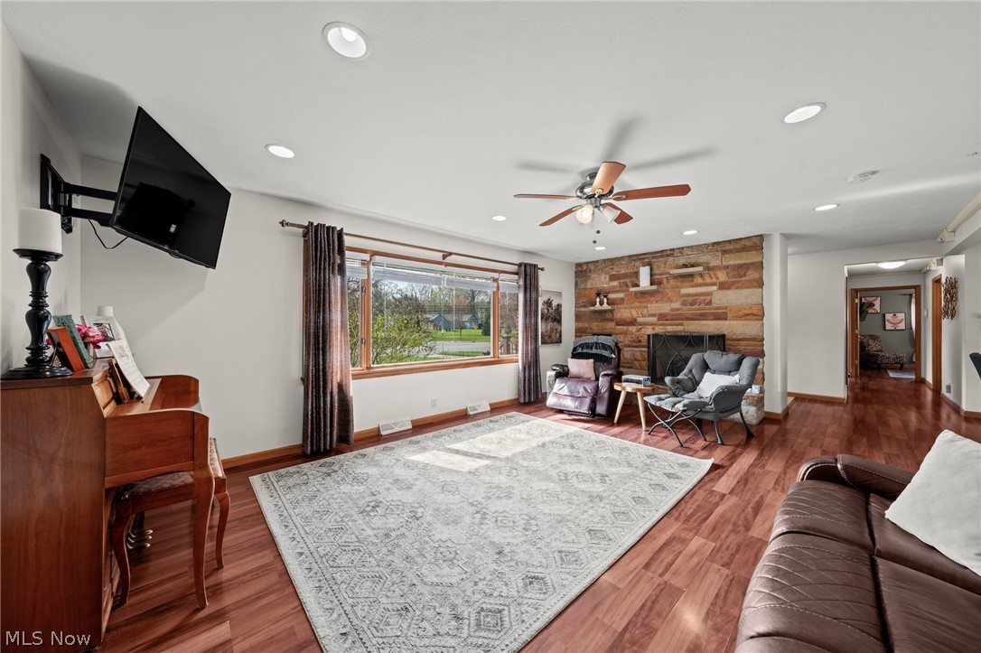 327 S Miller Road Akron OH 44333
