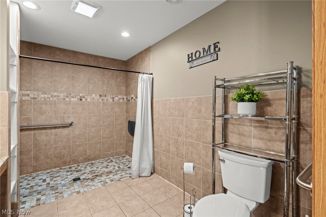 327 S Miller Road Akron OH 44333