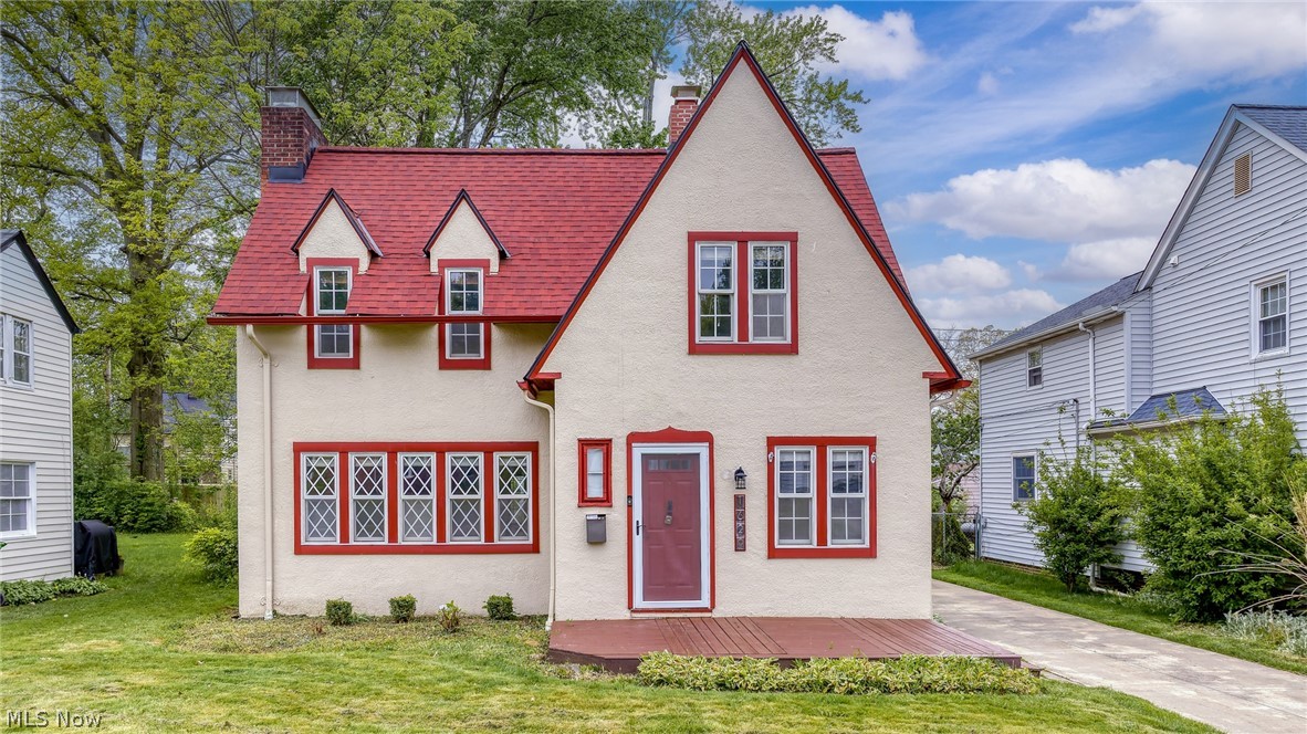 1620 Oakmount Road South Euclid OH 44121