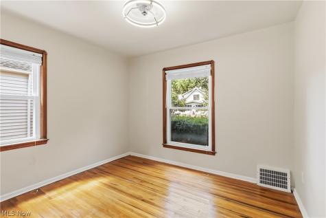4513 W 157th Street Cleveland OH 44135