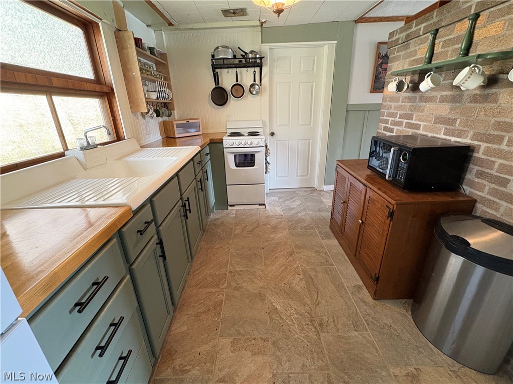 80700 Long Road Freeport OH 43973