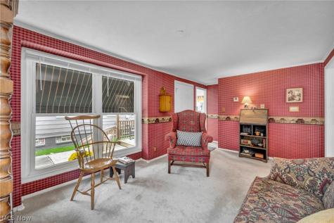 18813 Parkmount Cleveland OH 44135