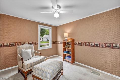 18813 Parkmount Cleveland OH 44135