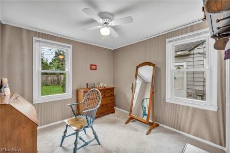 18813 Parkmount Cleveland OH 44135