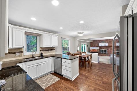 2393 Glen Valley Drive Westlake OH 44145