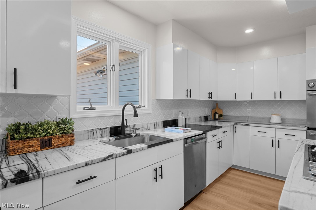 111 Waverly Lane Chagrin Falls OH 44022