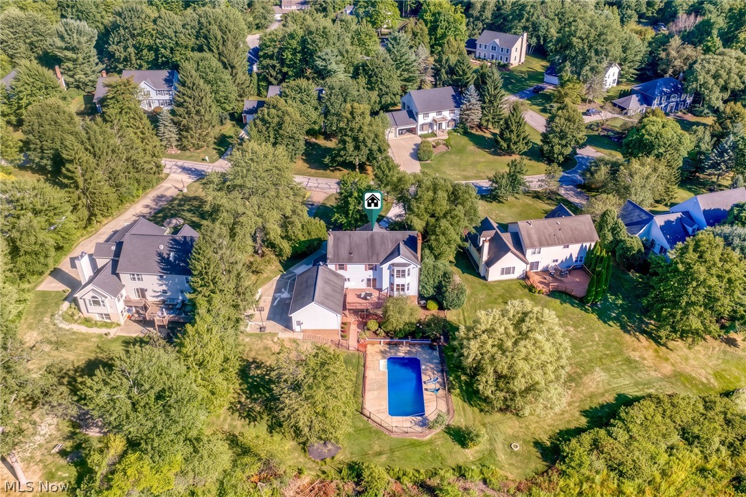 111 Waverly Lane Chagrin Falls OH 44022