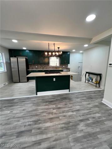 12530 North Road Cleveland OH 44111