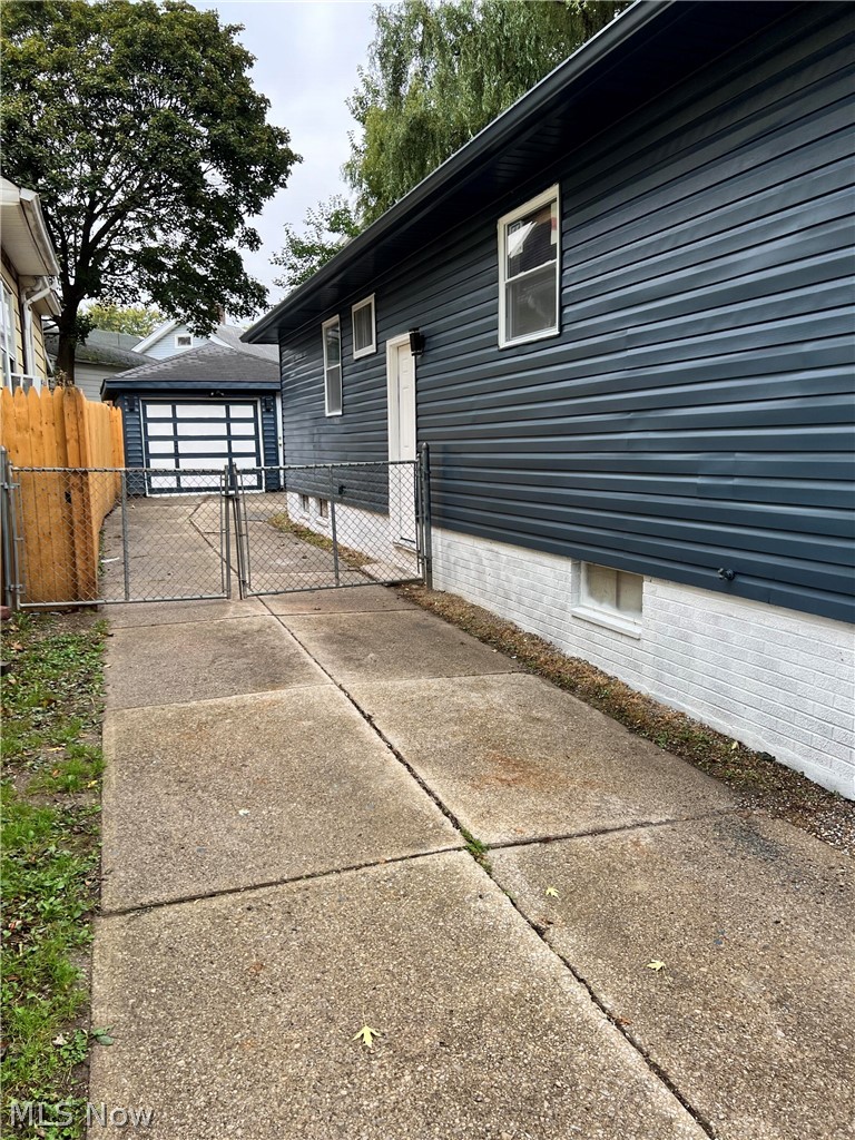 12530 North Road Cleveland OH 44111