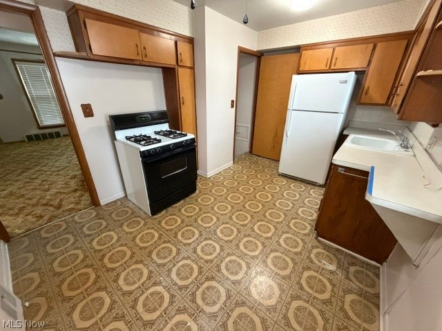 604 E 305th Street Willowick OH 44095