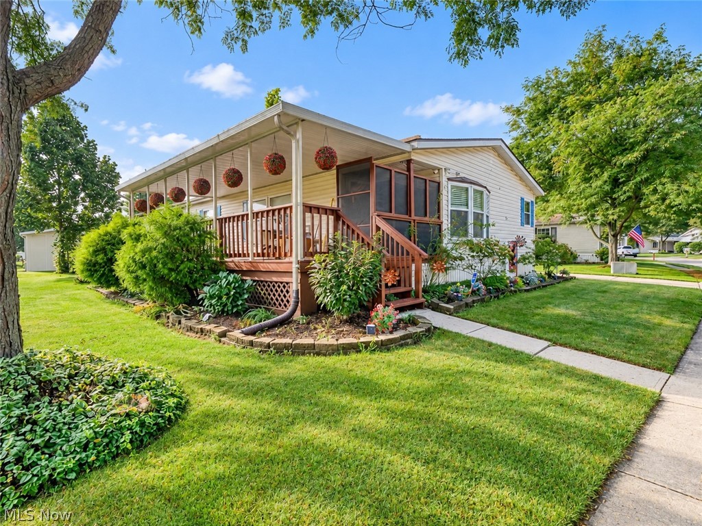78 Periwinkle Drive Olmsted Twp OH 44138